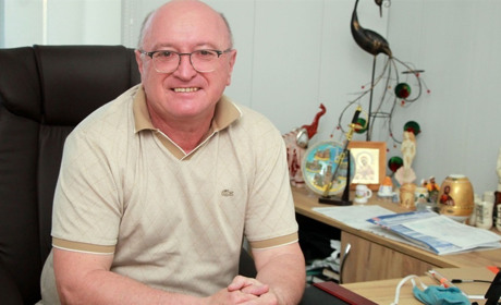 Вітаємо з Днем народження Олега Емануіловича Качера!