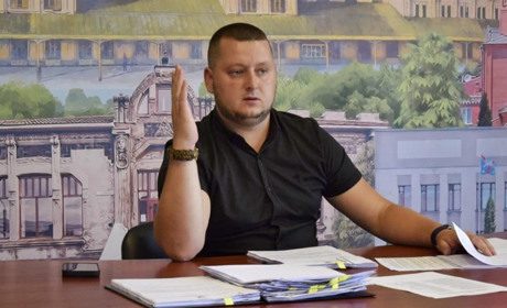 Виділили кошти захисникам і планують зробити ремонт в Бібліотеці імені Володимира Вовкодава