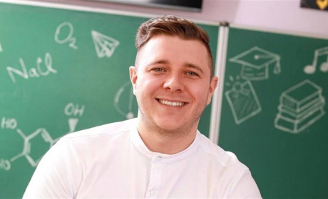 Перспективна молодь Корюківщини. Олександр Лях - учитель, волонтер, донор, класний «батько»