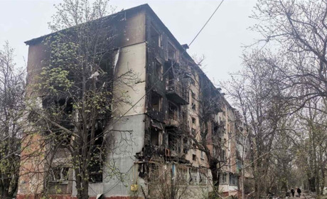 Історія вчительки з Маріуполя: літак ніколи не летів просто так — він завжди ніс смерть