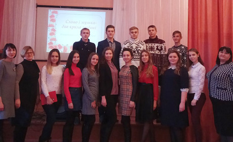 Вірші та мелодії пісень лунали у Новоекономічній школі