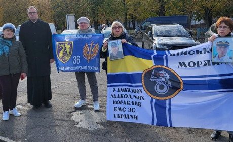 У Південноукраїнську до акції на підтримку полонених та зниклих приєдналися влада та духовенство