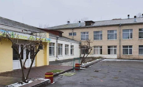 Поліція знайшла «жартівника», який повідомив про пожежу в школі на Уманщині