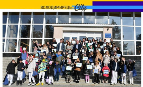 В інформаційному центрі РАЕС нагородили учасників онлайн-проєкту "Енергоатом Junior #ВсебудеУкраїна"
