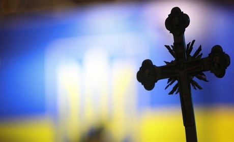 Священник УПЦ МП на Житомирщині роздавав вірянам своєї церкви кремлівські "агітки"