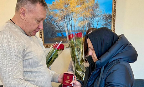 Матери погибшего измаильского героя вручили орден «За мужество» от Президента Украины