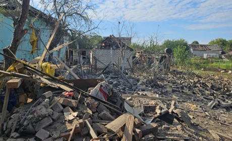 Окупанти атакували Глухів: пошкоджено будинки, є поранені