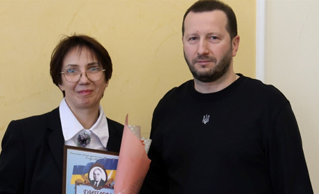 Нетішинську педагогиню Ірину Ковалінську відзначили обласною премією імені Миколи Дарманського