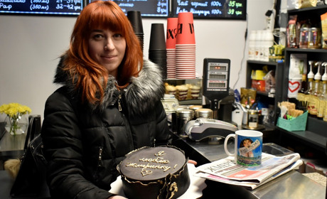 Відгадала усі назви вулиць у Жмеринці і виграла тортик від «DANKOFF»