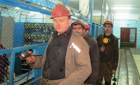 Працівники червоноградських шахт отримають залишок зарплати за березень і 30% за квітень 