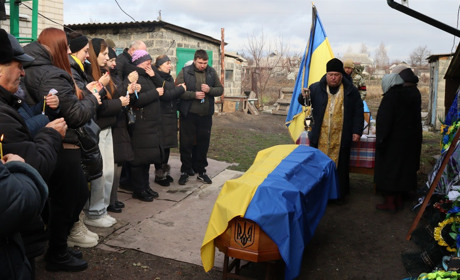 На щиті: Василь Макогон - найкращий водій-механік БМП (ВІДЕО)