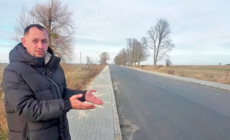 Від Городця до Антонівки виклали узбіччя тротуарною плиткою. Це нормальна європейська практика