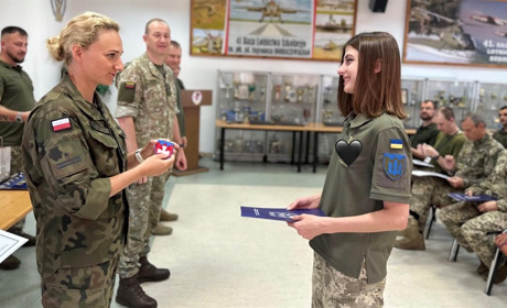 Дівчина з позивним «Степан» пройшла штабні навчання в Польщі