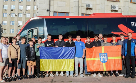 Волейболісти Середівського ліцею здобули срібло на всеукраїнському етапі та поїхали на відпочинок