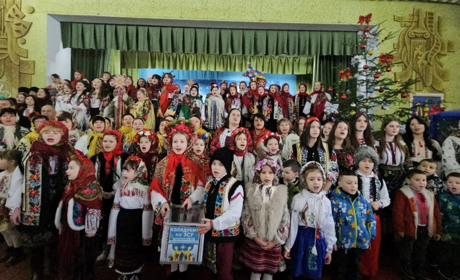 У Брусницькій громаді колядували і зібрали понад 60 тисяч гривень на ЗСУ