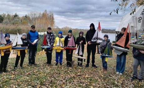 Судномодельні змагання вітрильних яхт «Переяславські вітрила – 2023»: чиї моделі яхт були найшвидші?
