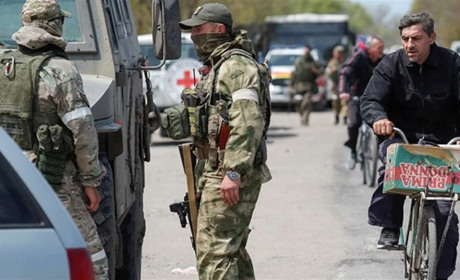 Окупанти посилюють тиск на жителів окупованої Херсонщини