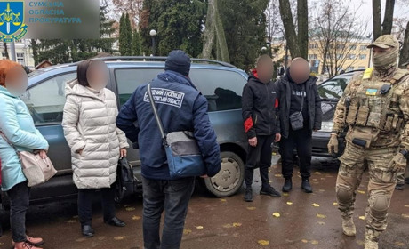 Судитимуть глухівчан, які за 1500 доларів незаконно перевозили людей в Росію