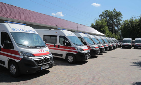 Три підстанції екстреної медичної допомоги Сватівського району отримали нові «швидкі»: подробиці