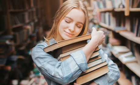 9 серпня - Всесвітній день книголюбів: історія свята і виникнення перших книг