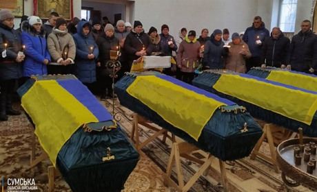 На Сумщині вперше поховали чотирьох невпізнаних військових