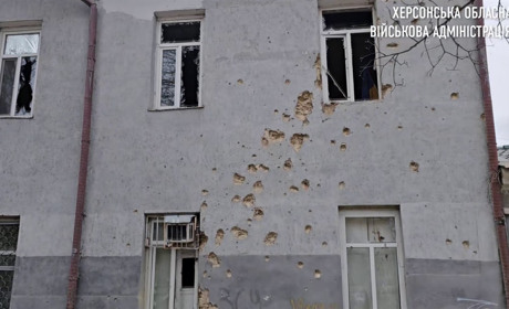 Протягом доби армія рф випустила по Херсонщині 392 снаряди: 1 людина загинула, 10 — поранені