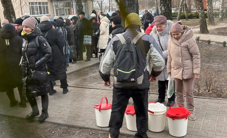 В Берестині видають гуманітарну допомогу ВПО — кількість обмежена