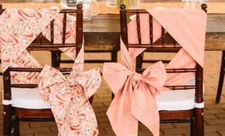 Які стільці обрати для весілля, конференції чи фуршету