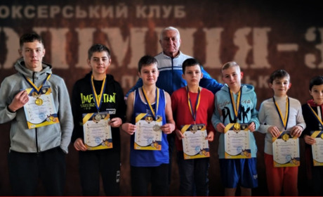 Додому з медалями. Первомайські юні боксери взяли участь у змаганнях на Одещині