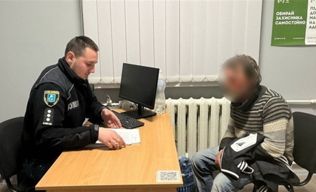 Сварка на сміттєзвалищі закінчилася ножовим пораненням: суд обрав запобіжний захід