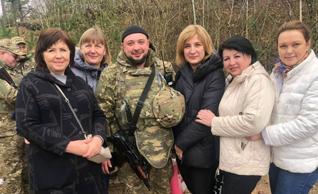 Кордон з Білоруссю під надійним захистом: візит депутатів до наших військовослужбовців