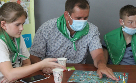 Троїцький ТатоHab в дії: в першій грі з безпеки життєдіяльності дітей змагалися чотири команди