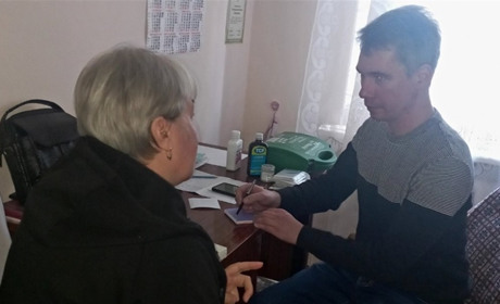 Попаснянский хирург начал вести прием жителей громады в Бахмуте