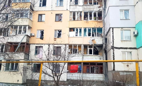 Окупанти продовжують тероризувати Херсонщину: Людей грабують, міста обстрілюють
