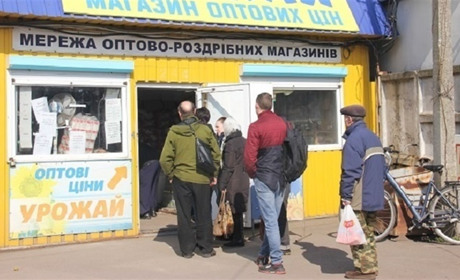 Ринок закривають, доступ до кладовищ обмежують: які ще обмеження запроваджують для калинівчан