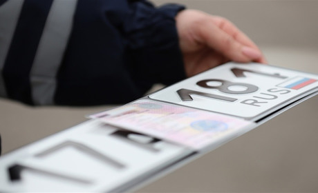 Інтеграція до РФ: на окупованій Луганщині почали видавати автомобільні номери з російським кодом