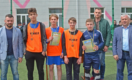 Другий рік поспіль команда школи №4 виборює перемогу у чемпіонаті Жмеринки з мініфутболу