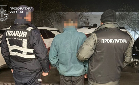 На Шепетівщині вітчима підозрюють у зґвалтуванні малолітньої падчерки
