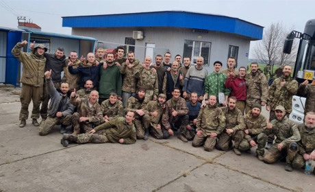 Черговий обмін полоненими: додому вдалось повернути 45 захисників