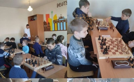 У Скадовську окупанти вирішили провести шаховий турнір серед школярів