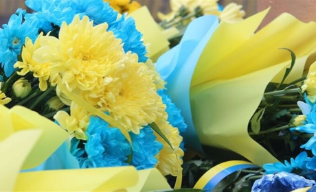 Доземний уклін батькам за патріота, за Героя! Нетішин попрощався з Володимиром Відруком