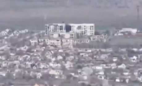 Як окупанти обстрілюють і бомбардують Козацьке (відео)