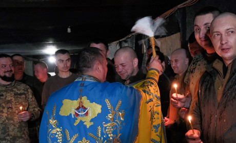 "Світло сильніше. І воно – на нашому боці!": 30-та бригада вітає з Великоднем