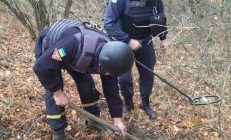 Реактивні снаряди та гранати: на Попаснянщині знов виявили боєприпаси 