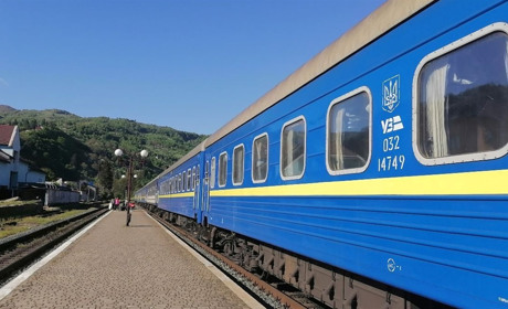 «Укрзалізниця» запускає новий потяг Київ-Ужгород: через Шепетівку, Славуту та Полонне