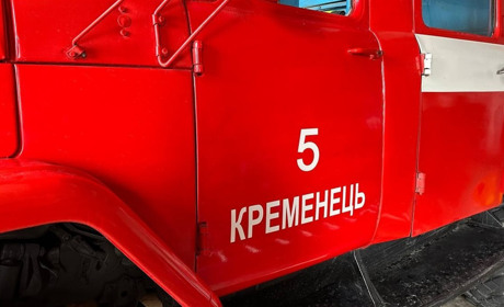 Вночі у Кременці горіла господарська будівля