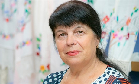 Майстер-класи та плетіння сіток: досвід переселенки з Торецька на Кіровоградщині