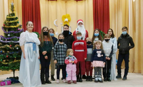 Клубні заклади району запросили дітвору на святкові заходи