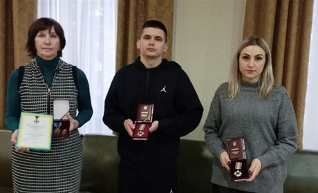 Троє захисників з Шостки нагороджені орденами і відзнаками посмертно