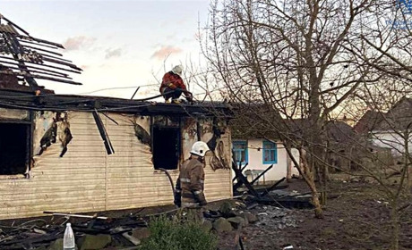 Трагедія на Звягельщині — у пожежі в будинку загинуло двоє дітей (ОНОВЛЕНО)